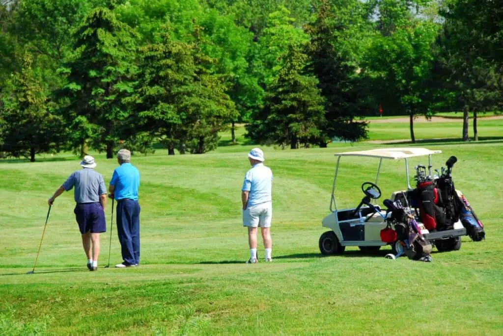 Golfers playing in a scramble