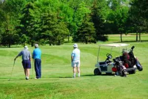 Golfers playing in a scramble